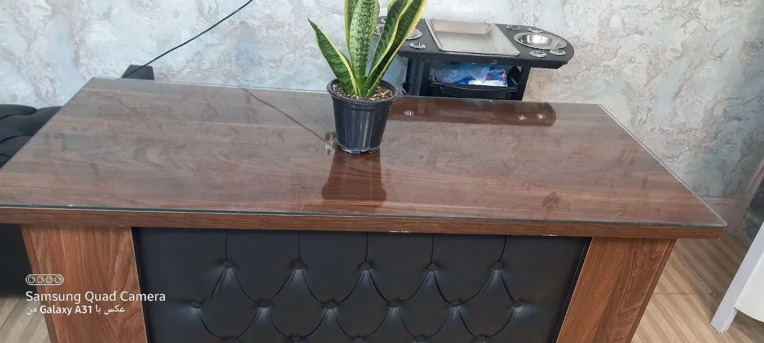 میز اداری|مبلمان اداری|فولادشهر, B4|دیوار