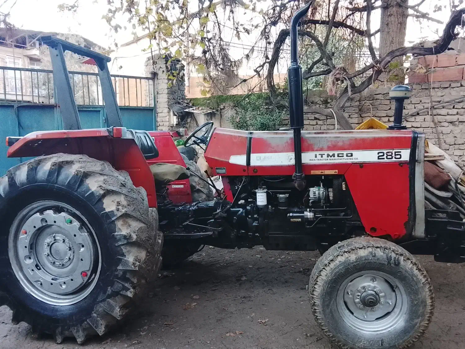 تراکتور ۲۸۵ مدل۸۷|خودرو سنگین|گرگان, |دیوار