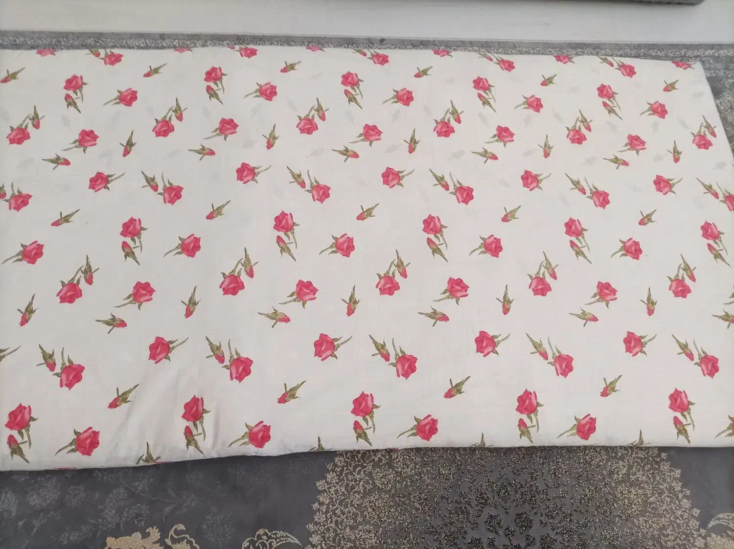 تشک|رختخواب، بالش، پتو|بیرجند, |دیوار