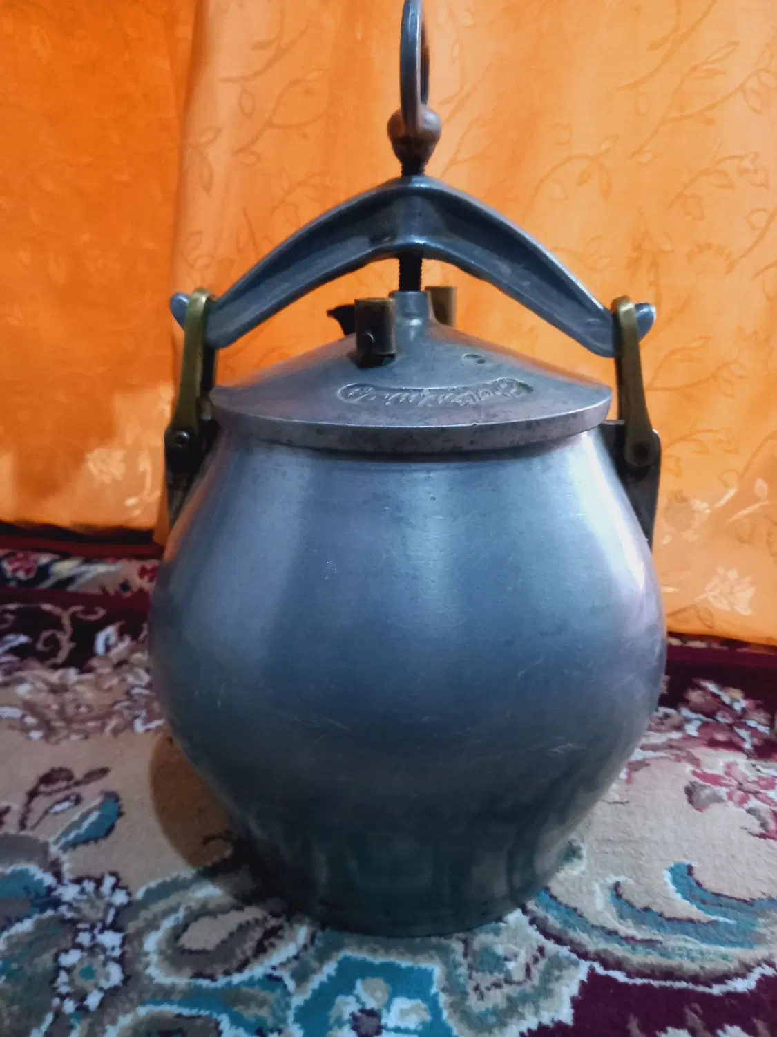 زودپز|ظروف پخت‌وپز|زنجان, |دیوار