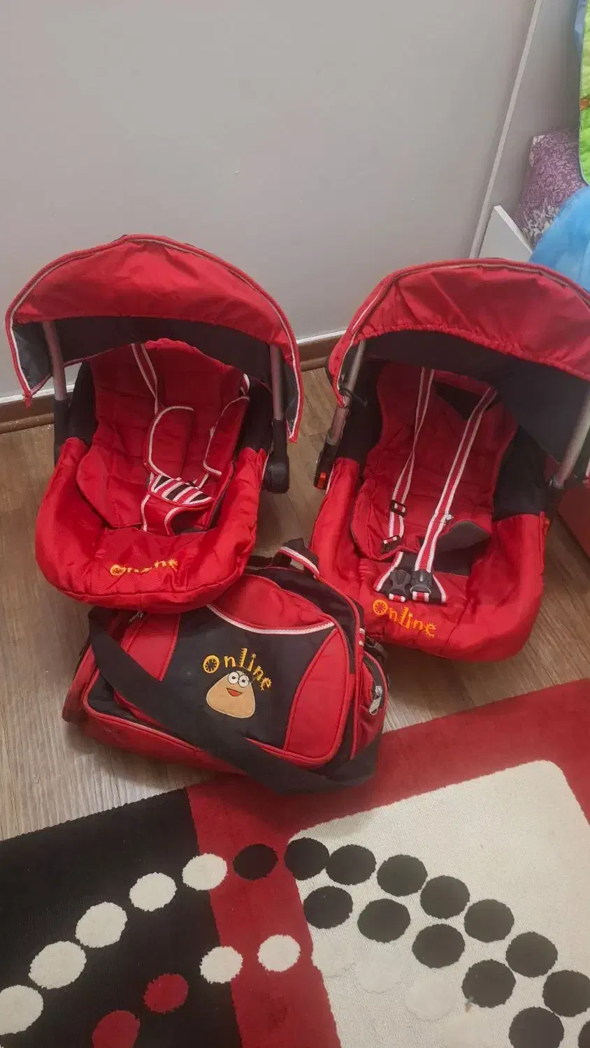 دو عدد کریر به همراه کیف لوازم و دوعدد تشک|کالسکه و لوازم جانبی|شاندیز, |دیوار