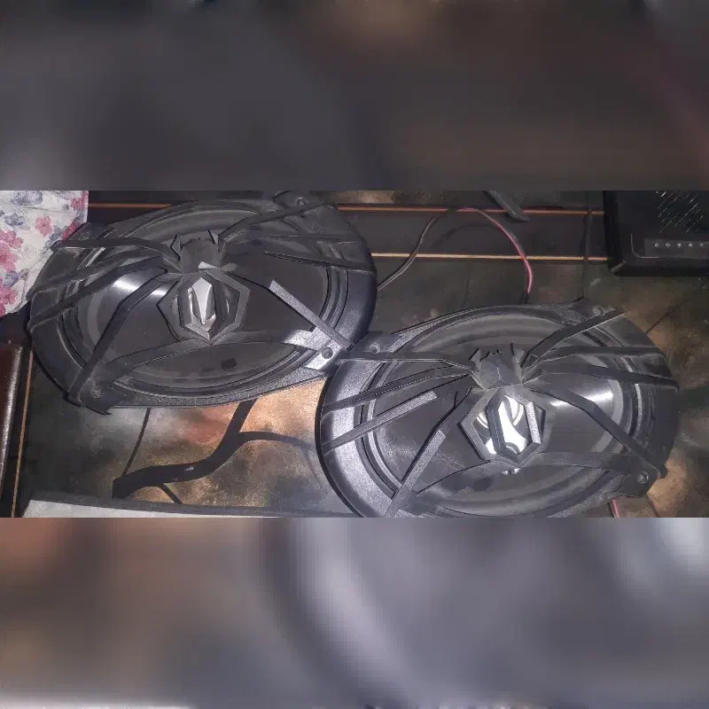 باند و ۴ حلقه لاستیک پراید|قطعات یدکی و لوازم جانبی|کاشان, کارگر|دیوار