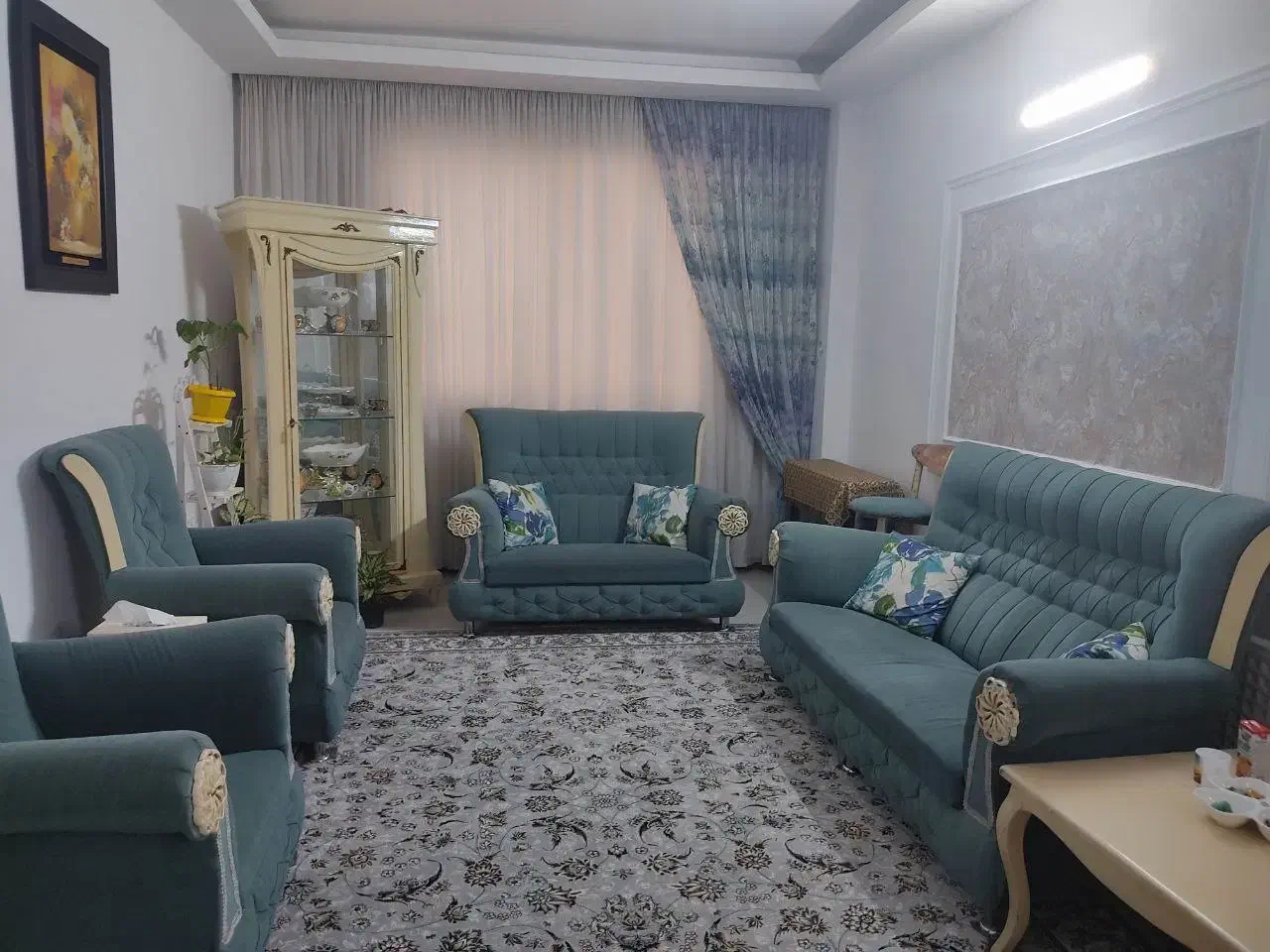 مبلمان به همراه میز|مبلمان خانگی و میز عسلی|مشهد, الهیه|دیوار