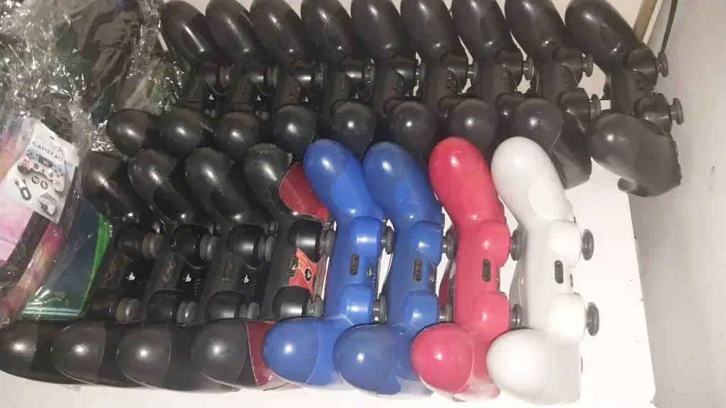 فروش و خرید انواع کنسول بازی ps5 . 4 .. xbox|کنسول، بازی ویدئویی و آنلاین|گرگان, |دیوار