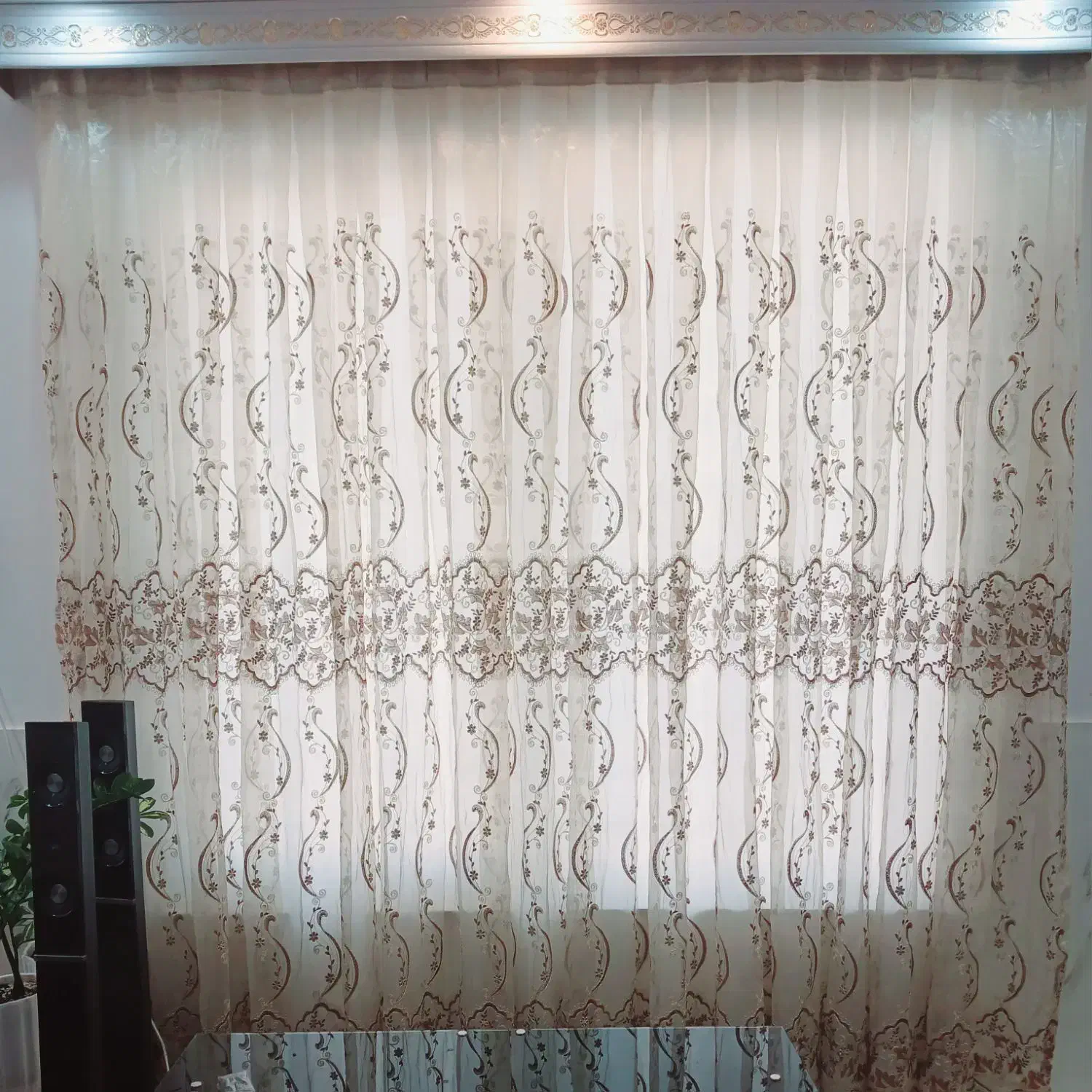 پرده حریر|پرده، رانر، رومیزی|کلاله, |دیوار