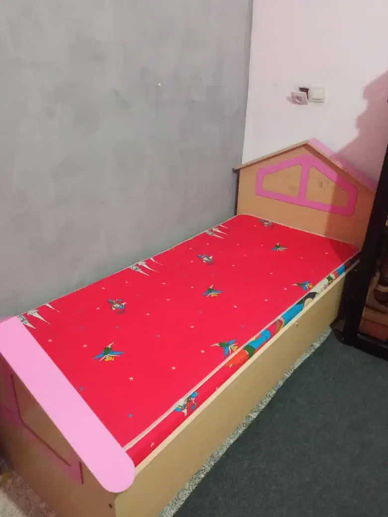 تخت ام دی اف نو جوان|تخت و سرویس خواب|خرمآباد, |دیوار