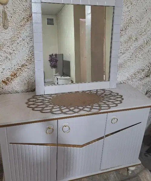 آینه و کنسول|بوفه، ویترین، کنسول|قروه, |دیوار