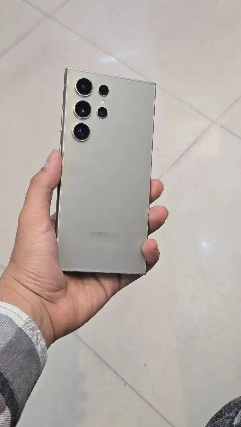 S24 ultra نچرال بدون نقطه و خط و خش|موبایل|مشهد, عامل|دیوار