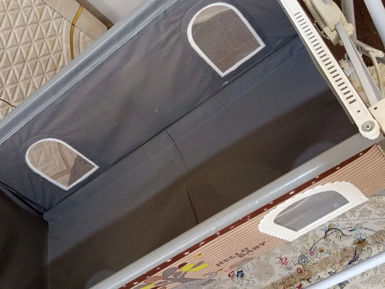 گهواره نو|تخت و صندلی بچه|ارومیه, |دیوار