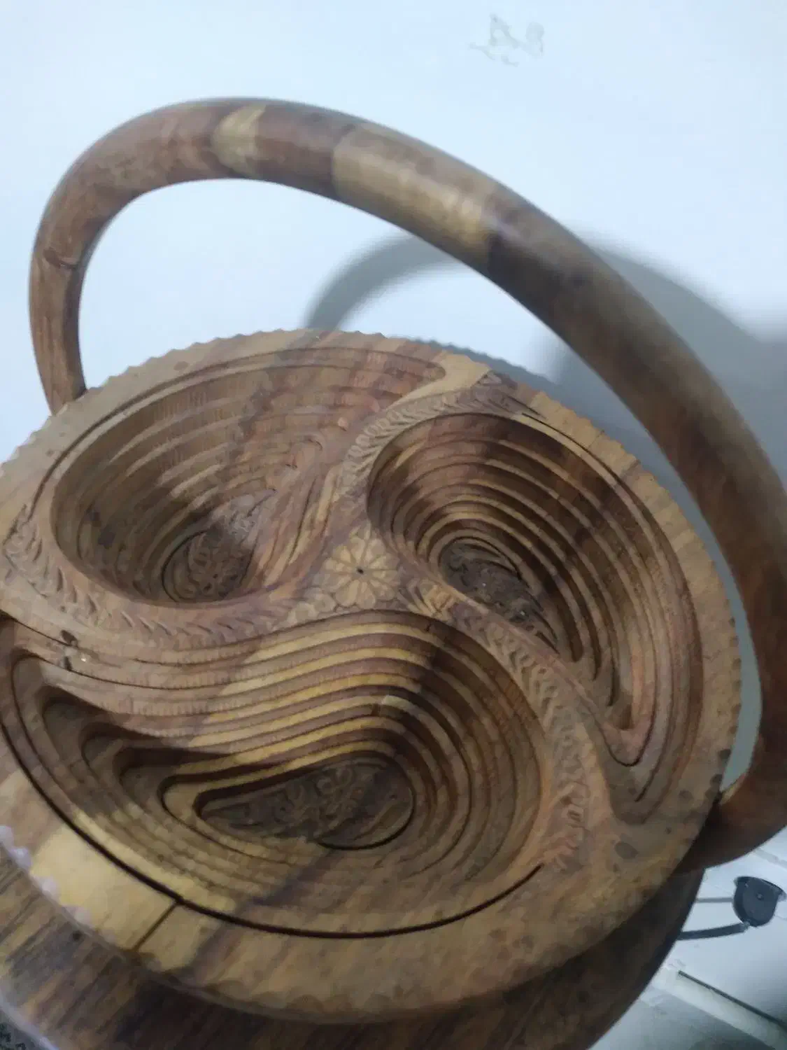 آجیل خوری پاکستانی ، یک تکه از تنه درخت و جمع شو|صنایع دستی و سایر لوازم تزئینی|رودهن, |دیوار