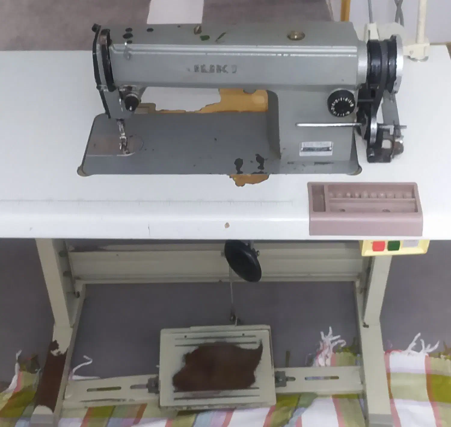 چرخ خیاطی|چرخ خیاطی و ریسندگی|بانه, |دیوار