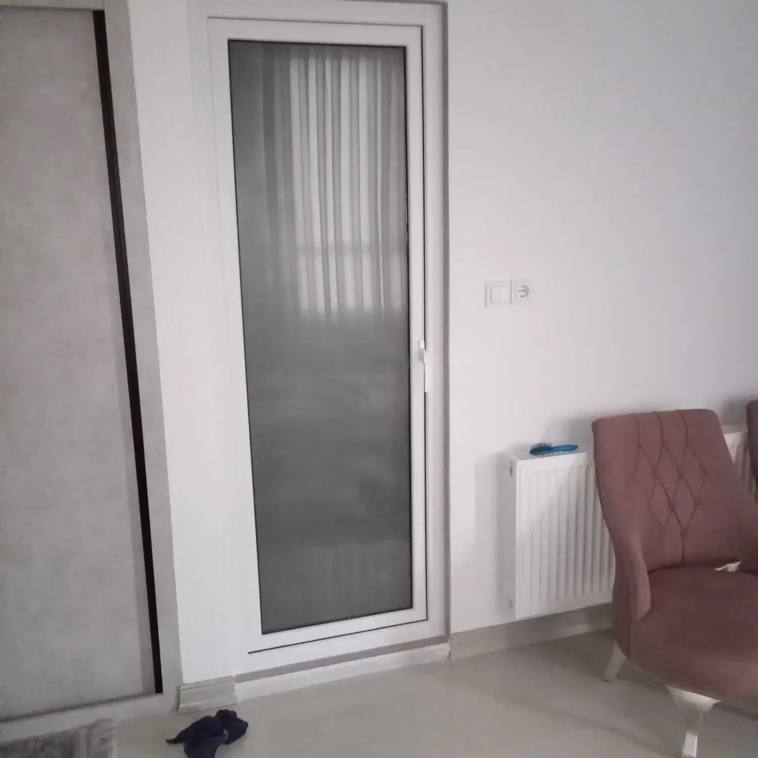 تولید درب وپنجره آلومینیوم و پی وی سی|خدمات پیشه و مهارت|سبزوار, ابارش|دیوار