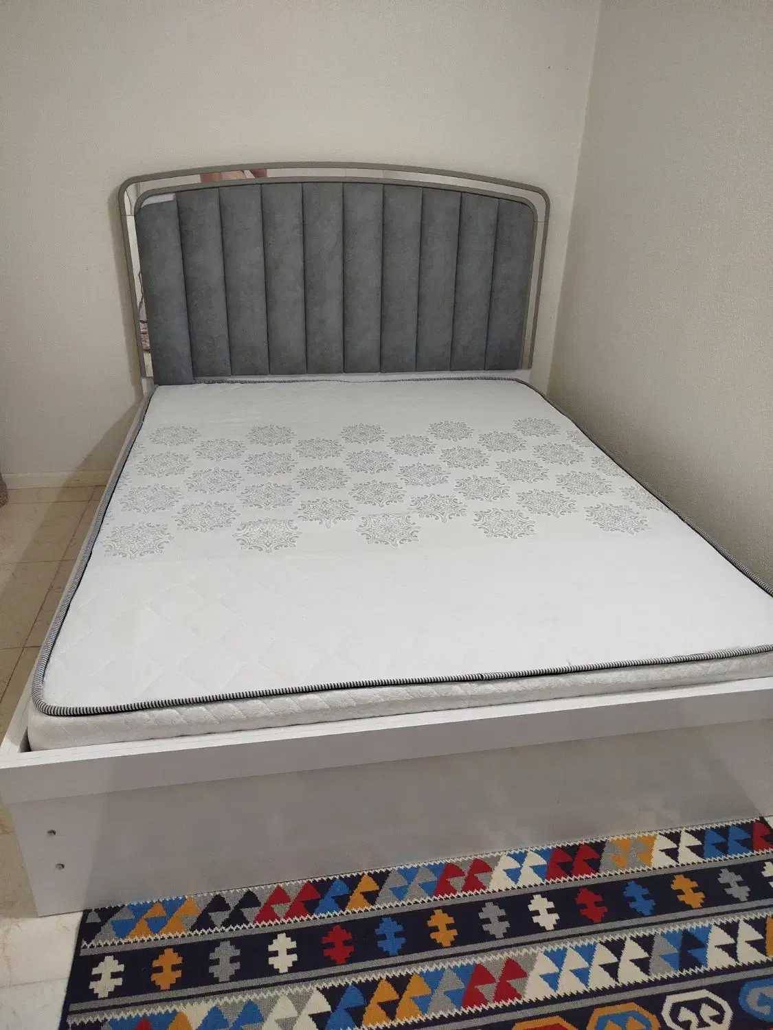 تخت خواب دو نفره|تخت و سرویس خواب|شاهین‌شهر, ۹ دی|دیوار