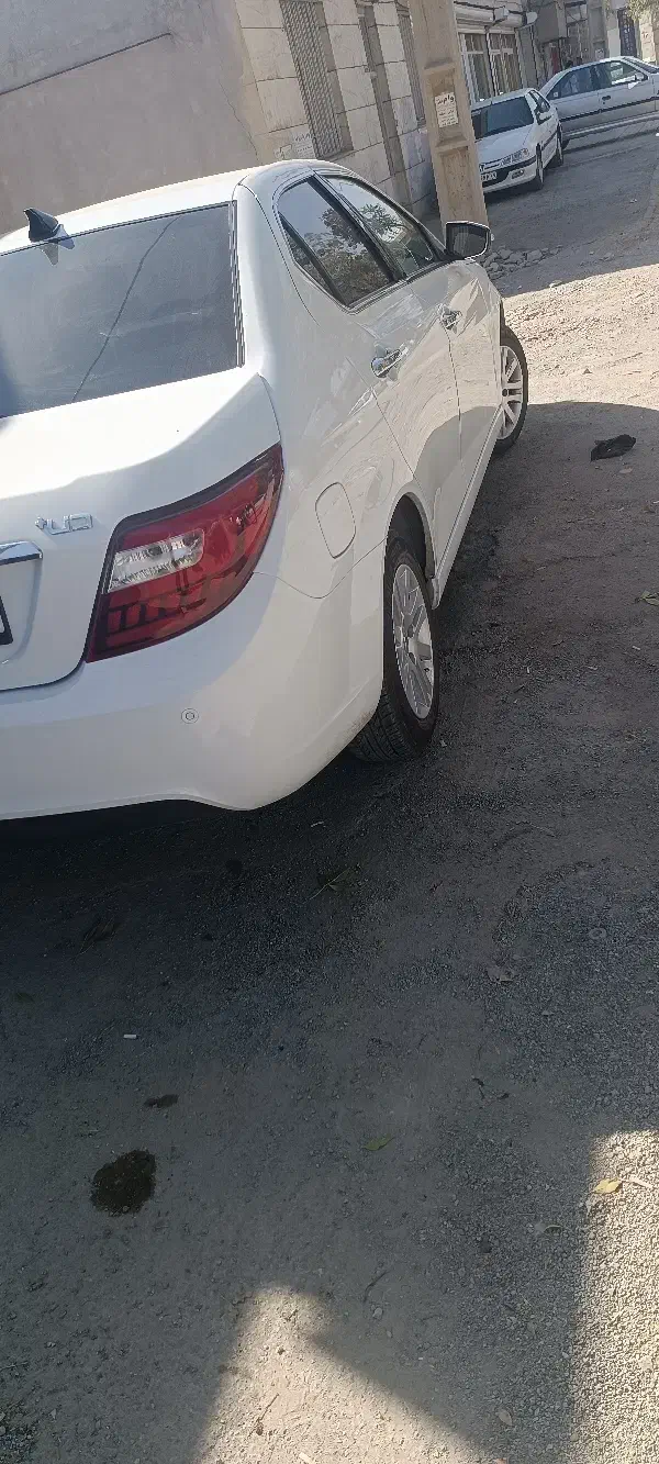 دنا ۶دنده برج یازده 1403بی رنگ و لیسه و خط و خش|خودرو سواری و وانت|کرمانشاه, |دیوار