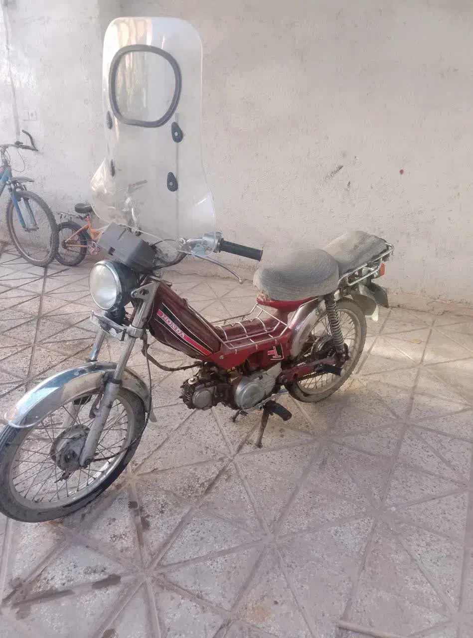 هندا ۷۰|موتورسیکلت|کاشمر, |دیوار