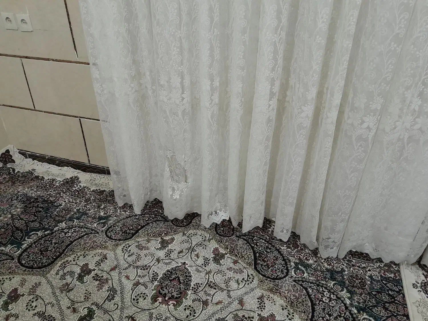 پرده تور وهمراه کتیبه|پرده، رانر، رومیزی|کارون, |دیوار