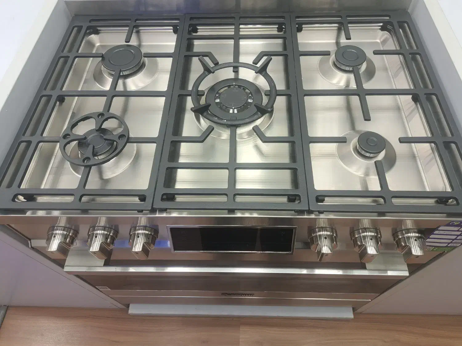 اجاق گاز فردار حرفه ای (با امکانات ویژه)|اجاق گاز و لوازم برقی پختوپز|مراغه, |دیوار