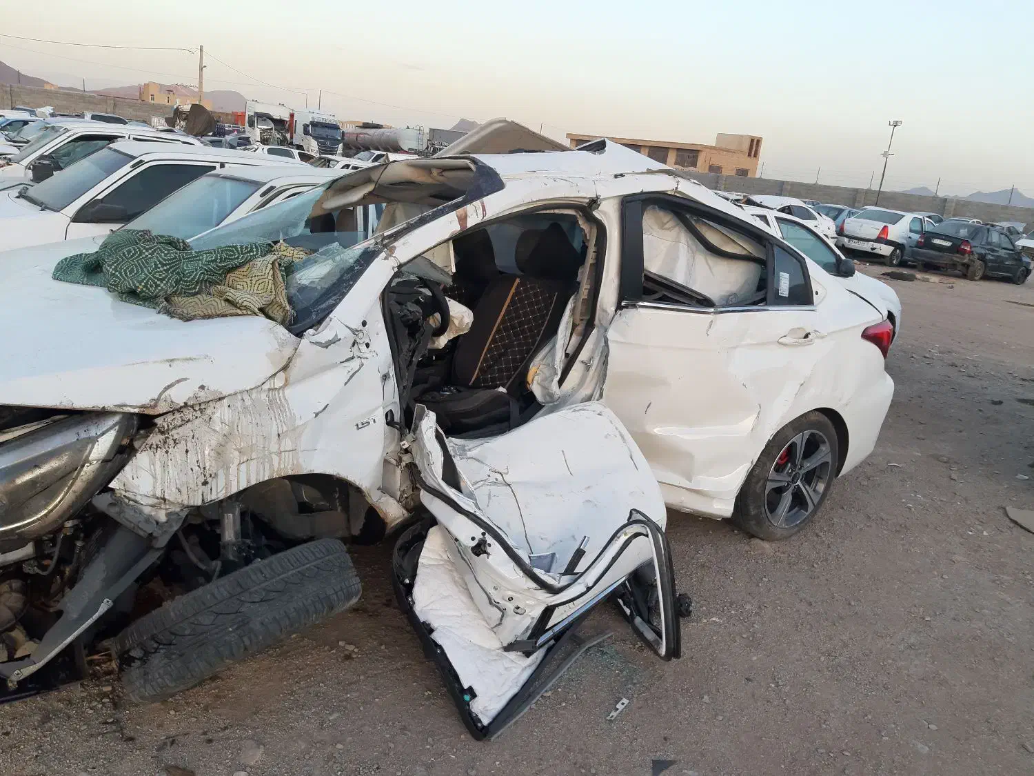 Arrizo 5 1402|خدمات موتور و ماشین|تفت, |دیوار