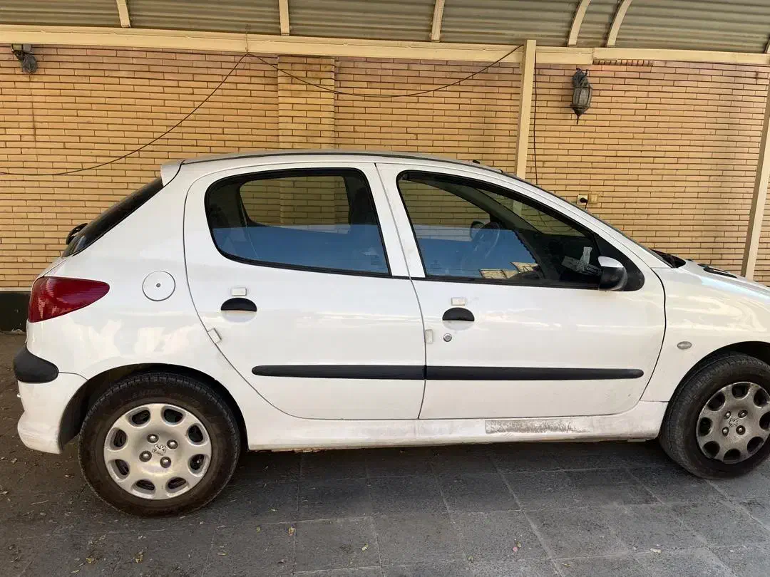 پژو ۲۰۶|خودرو سواری و وانت|جیرفت, |دیوار