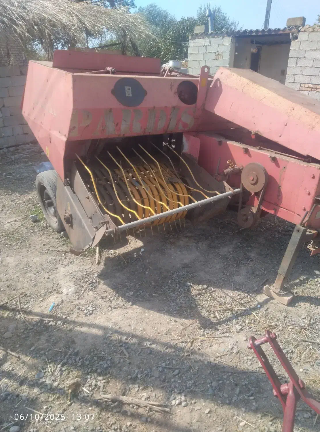 دستگاه بسته بندی یونجه بیلر یونجه پرس یونجه|ماشینآلات صنعتی|بهارستان, |دیوار