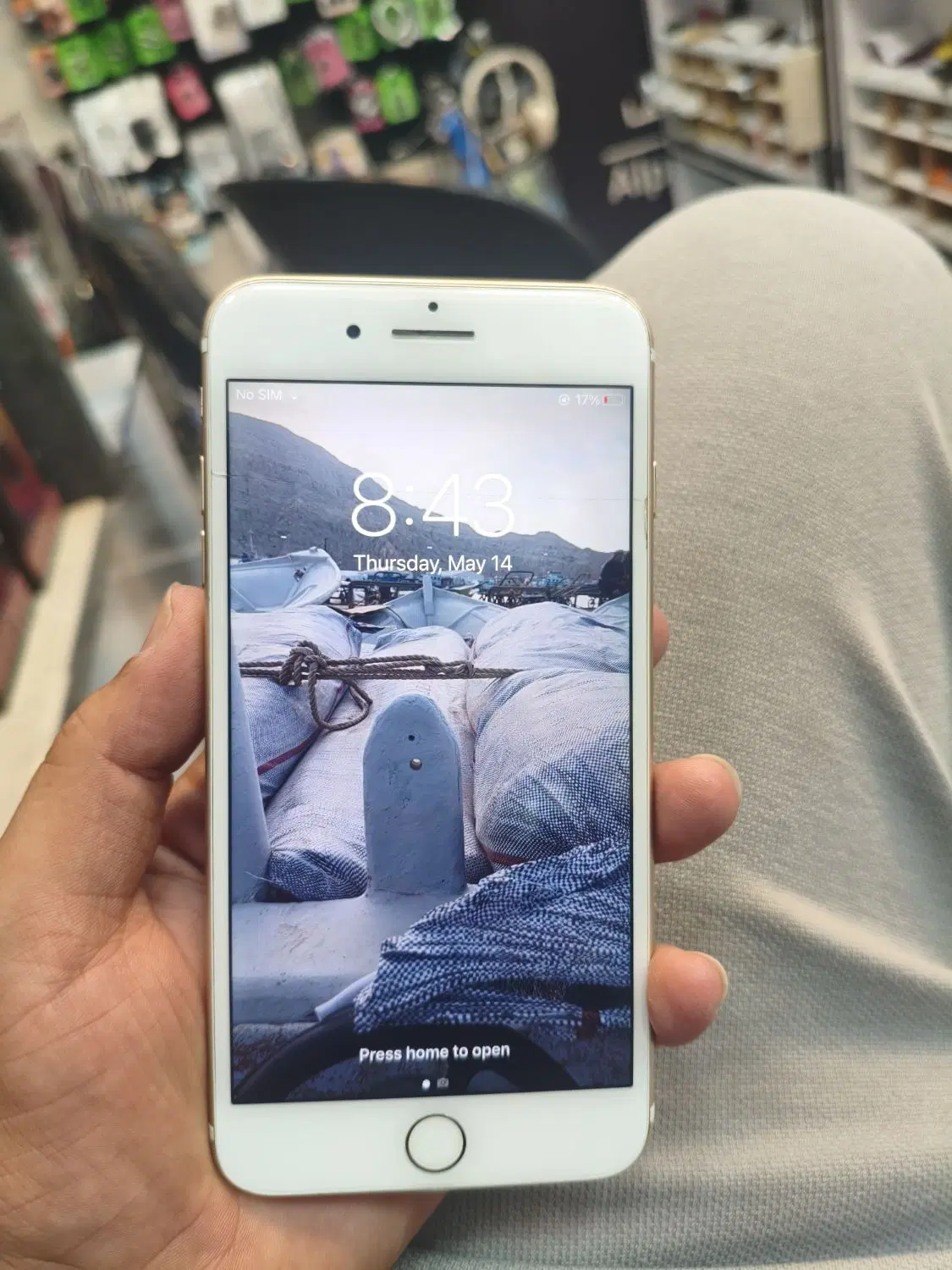 7 plus 128|موبایل|قشم, |دیوار