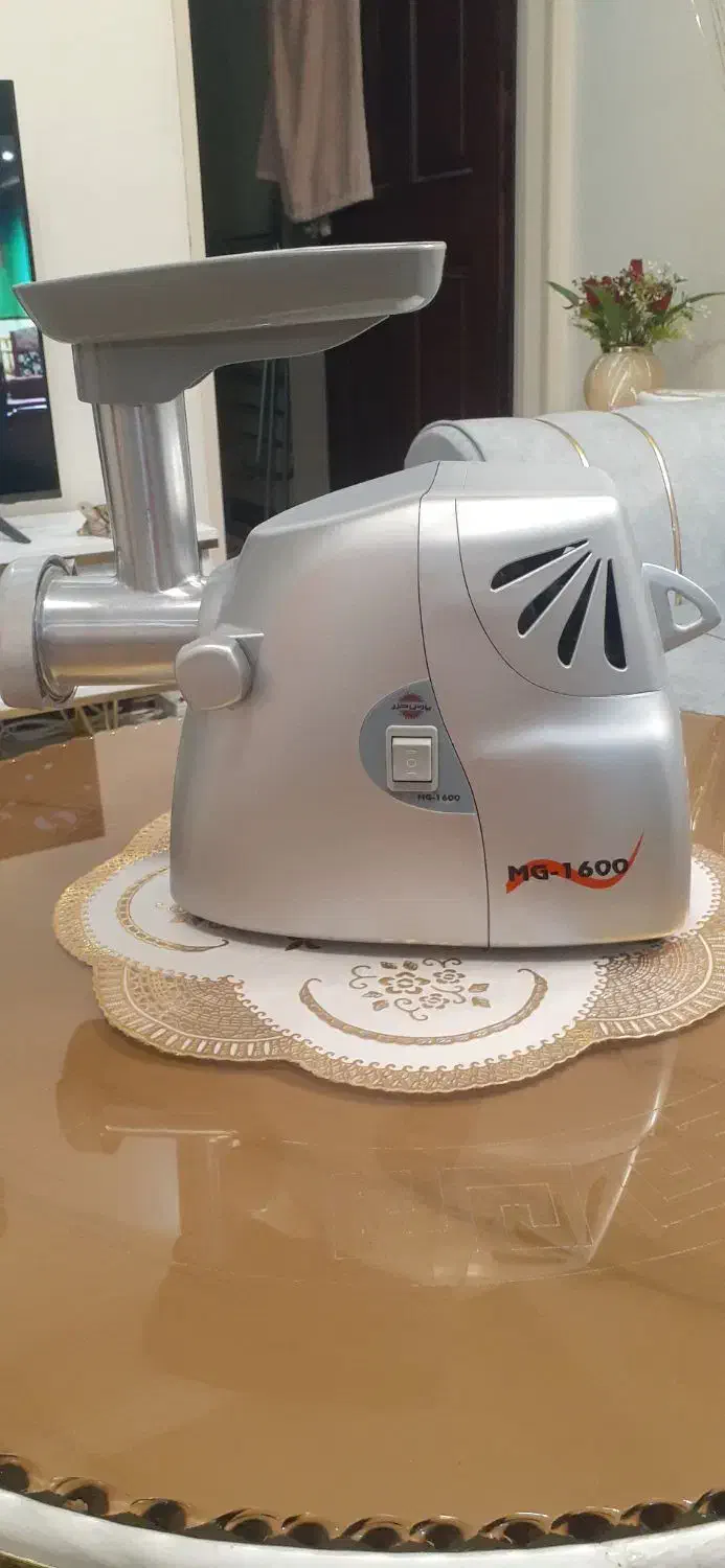 چرخ گوشت ۱۶۰۰وات پارس خزر|سایر لوازم برقی|تهران, افسریه شمالی|دیوار