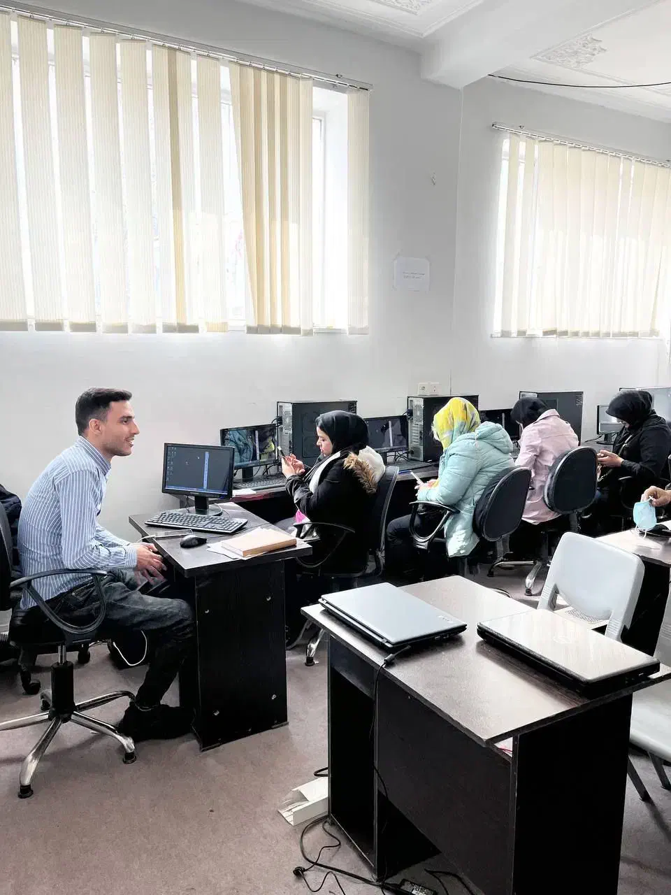 اموزش اینستاگرام/اموزش ادمینی/معرفی به کار|خدمات آموزشی|اصفهان, فیض|دیوار