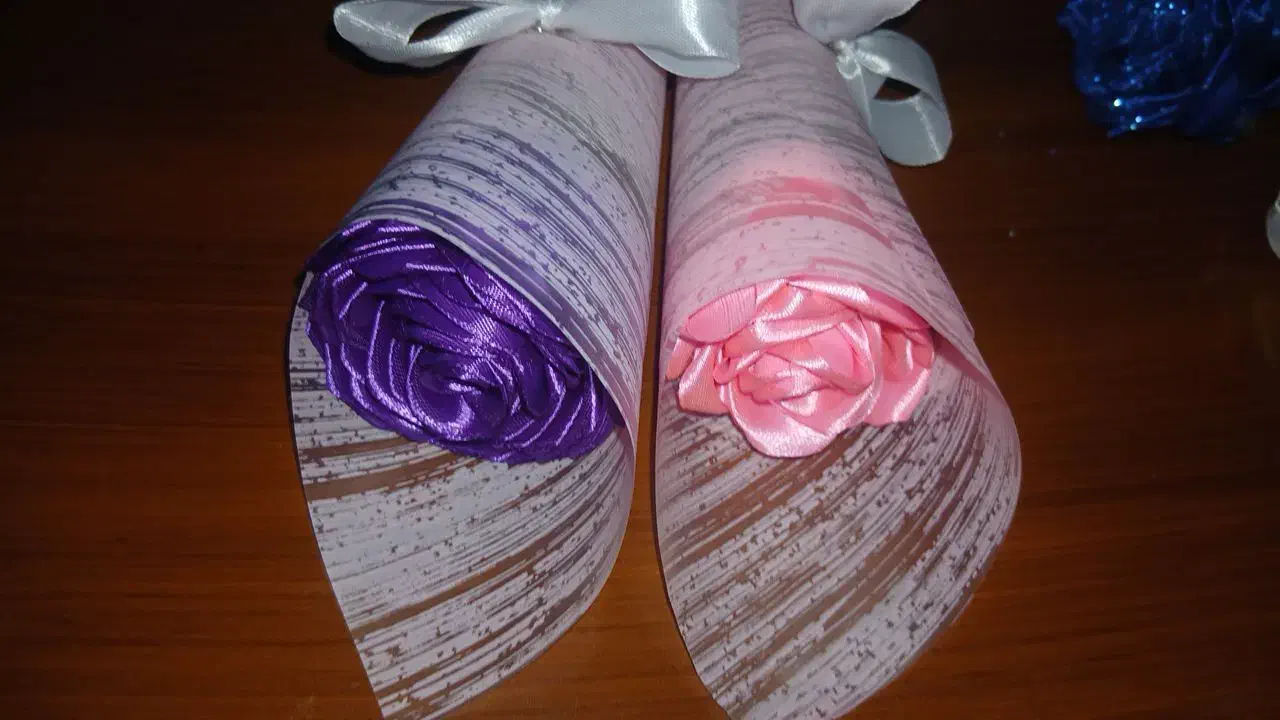 گل های زیبا|گل مصنوعی|چهارباغ, |دیوار