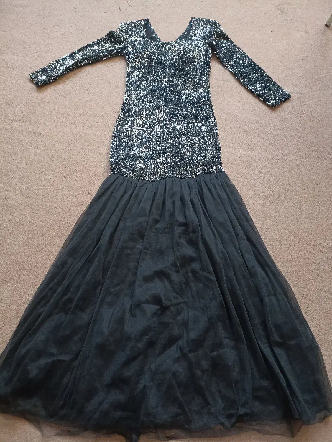 لباس مجلسی|لباس|زابل, |دیوار