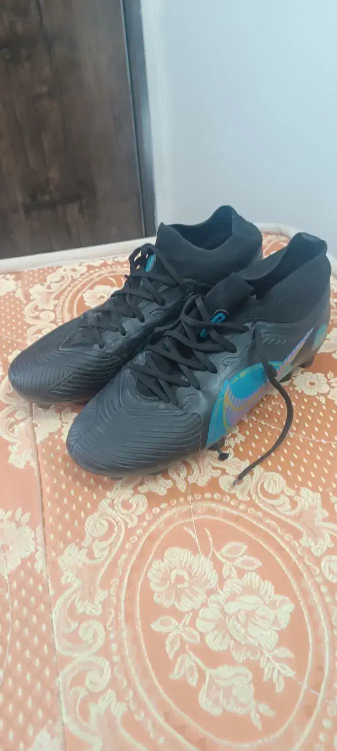 کفش فوتبال|تجهیزات ورزشی|گلبهار, شهر جدید گلبهار|دیوار