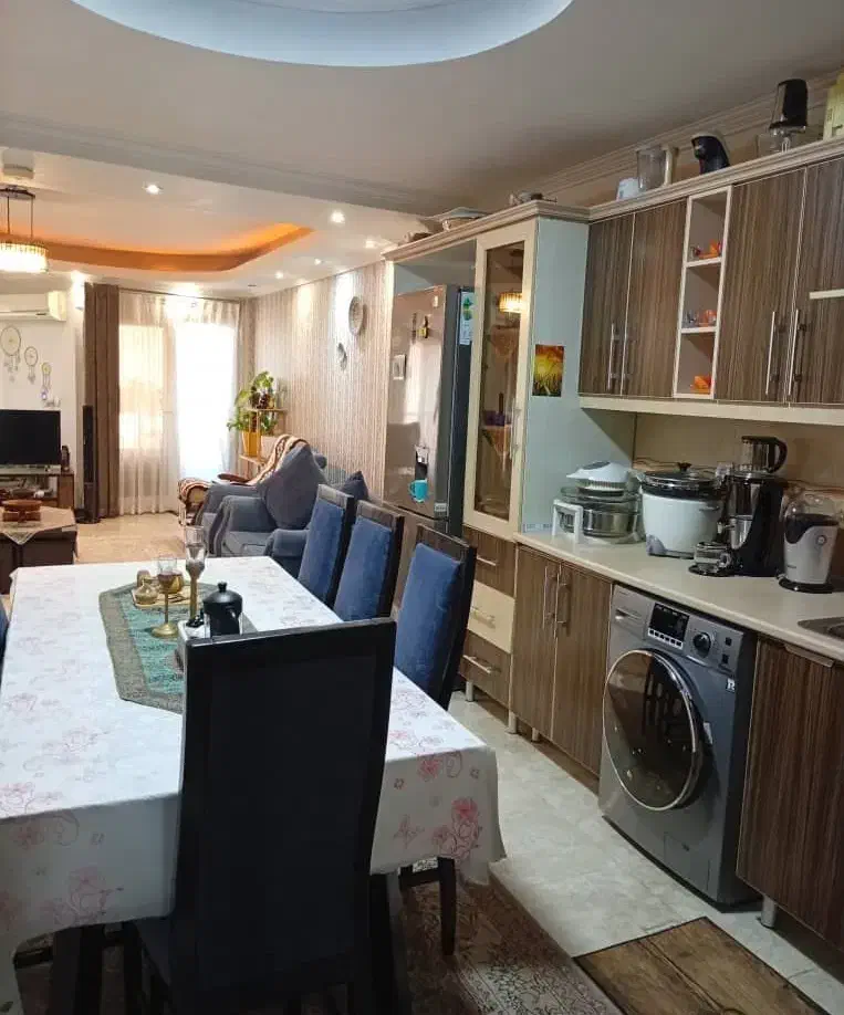 فروش واحد ۱۰۵متری بر اصلی ولیعصر/قبل میدان|فروش آپارتمان|بابلسر, |دیوار