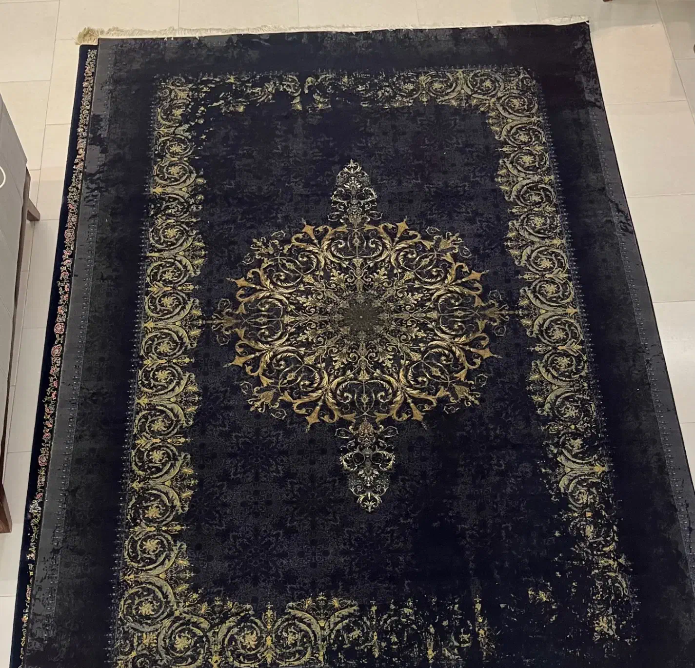 فرش ماشینی دیبا مشکی شش متری|فرش|تهران, حشمتیه|دیوار