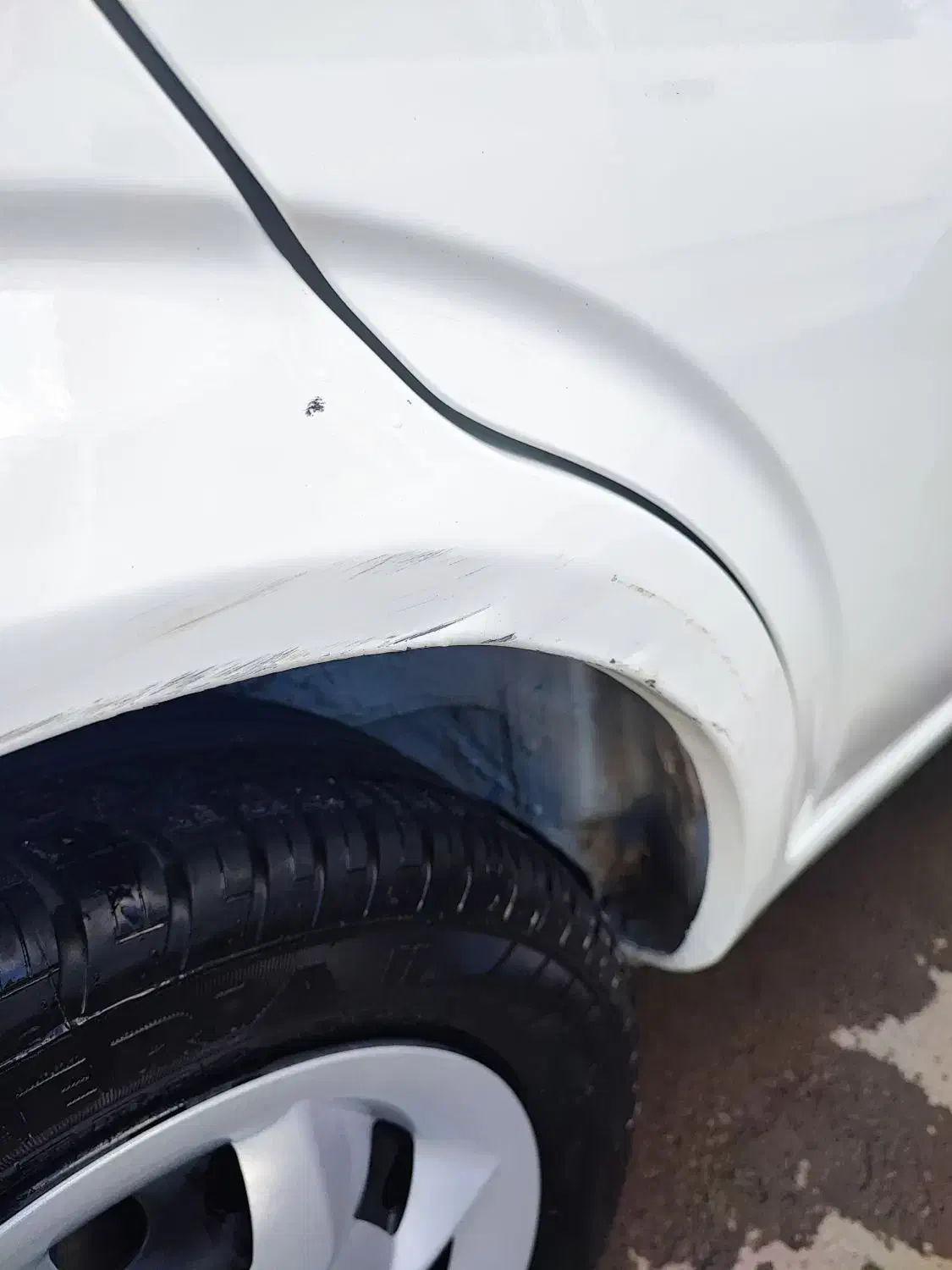 ساینا|خودرو سواری و وانت|اصفهان, کارلادان|دیوار