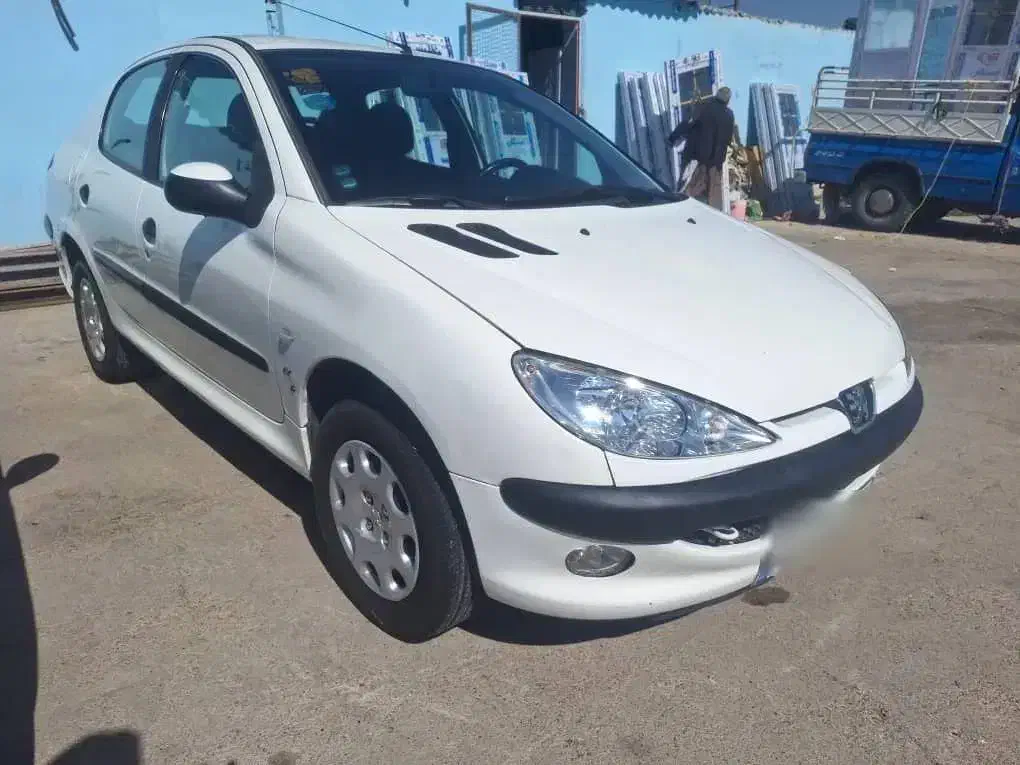 ۲۰۶ اس دی V8 مدل ۸۸|خودرو سواری و وانت|شیراز, شهرک گلستان شمالی|دیوار