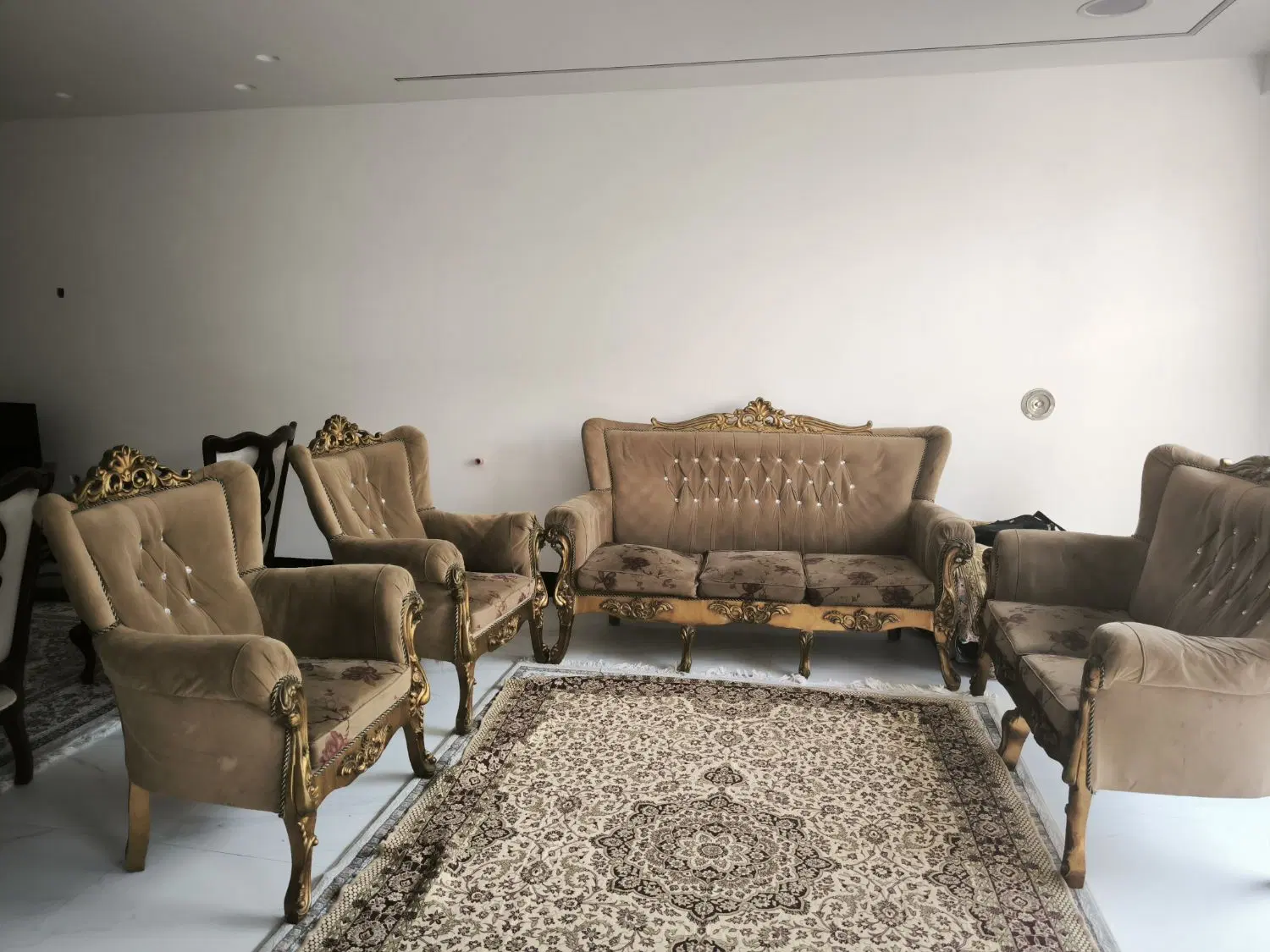 مبلمان|مبلمان خانگی و میز عسلی|ساری, |دیوار
