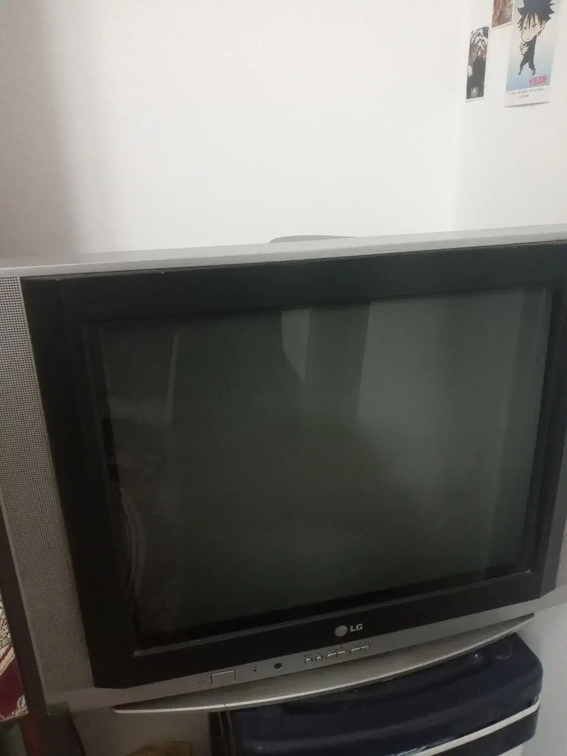 تلوزین۲۱ اینچ ال جی|تلویزیون و پروژکتور|طرقبه, |دیوار