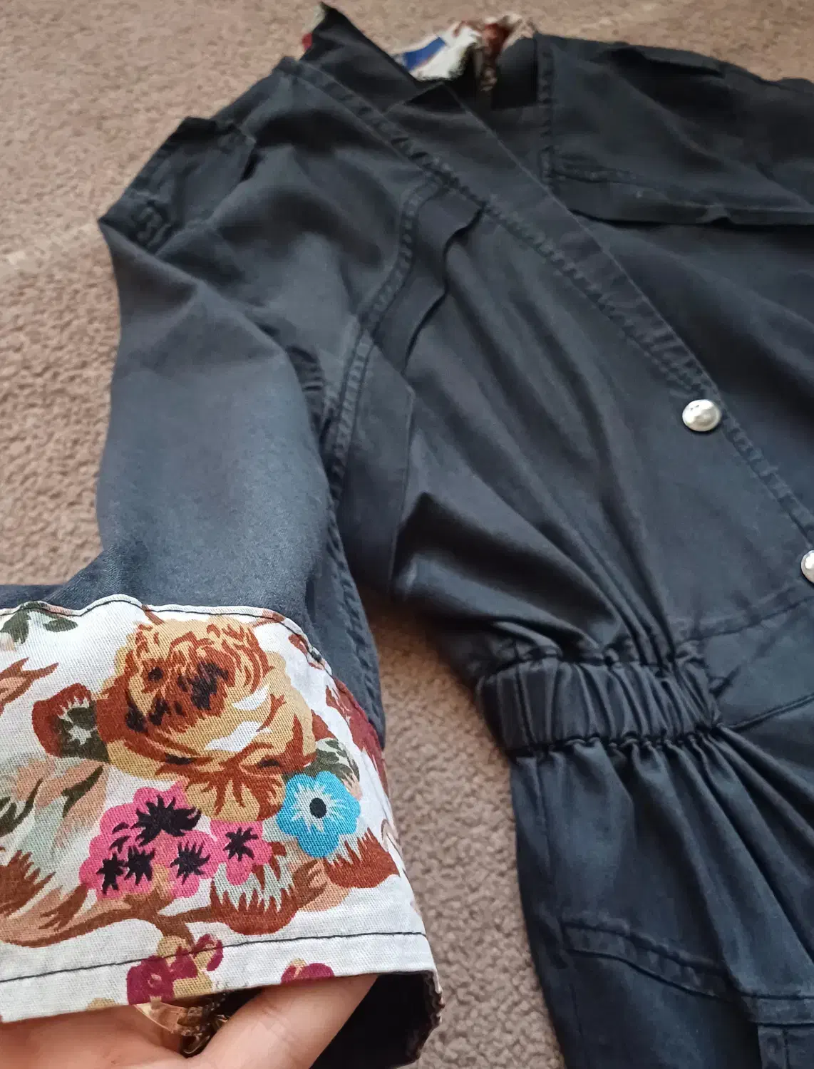 مانتو بارانی و مانتو پاییزی ۱۵۰ هزار|لباس|بانه, |دیوار