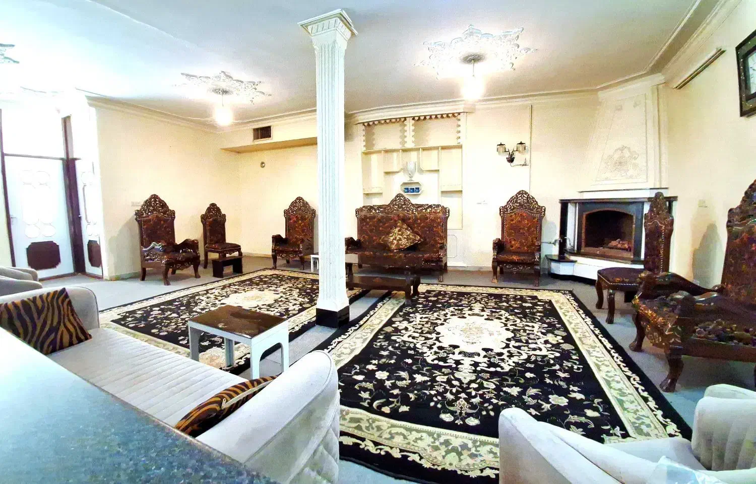 خانه ویلایی مبله //نقش جهان //پارکینگ|اجارهٔ کوتاه‌مدت آپارتمان و سوئیت|اصفهان, نقش جهان|دیوار