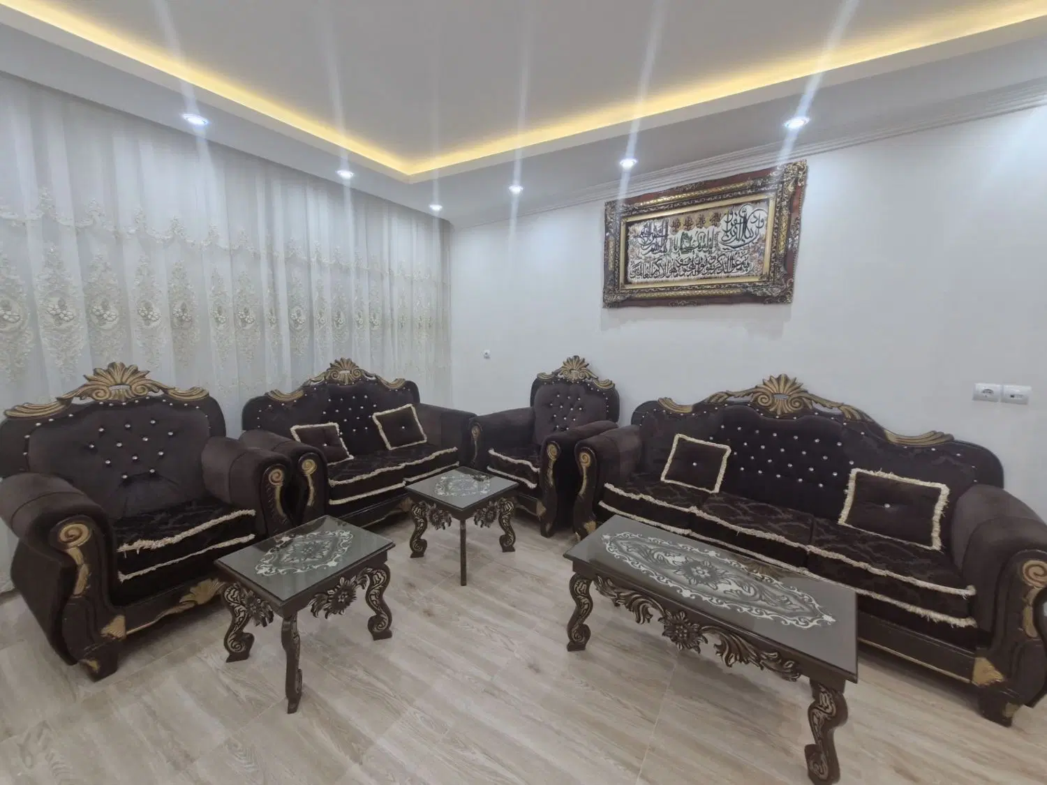 مبل|مبلمان خانگی و میز عسلی|ماکو, |دیوار