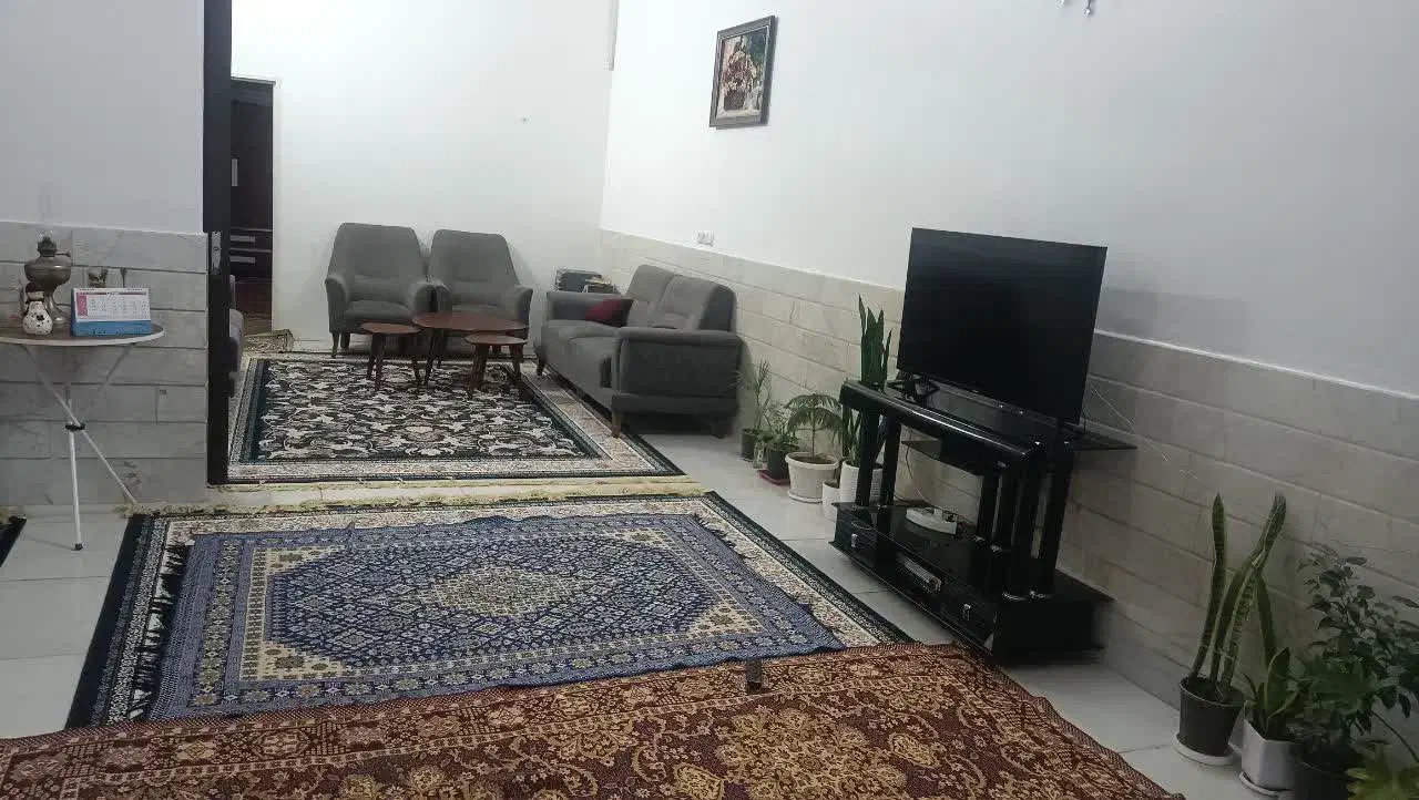 خانه اجاره ای|اجارهٔ خانه و ویلا|قم, چهل درخت‎|دیوار