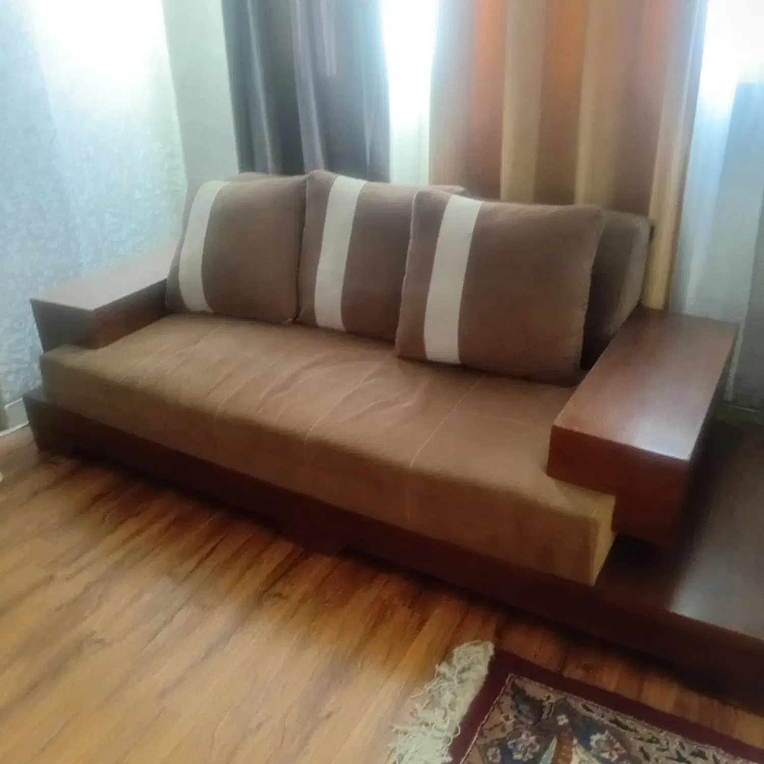 مبل نه نفره|مبلمان خانگی و میز عسلی|ری, هاشم‌آباد|دیوار