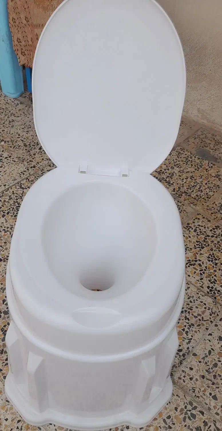 پلاسکو برون|ظروف نگهدارنده، پلاستیکی، یک‌بارمصرف|مسجد سلیمان, |دیوار