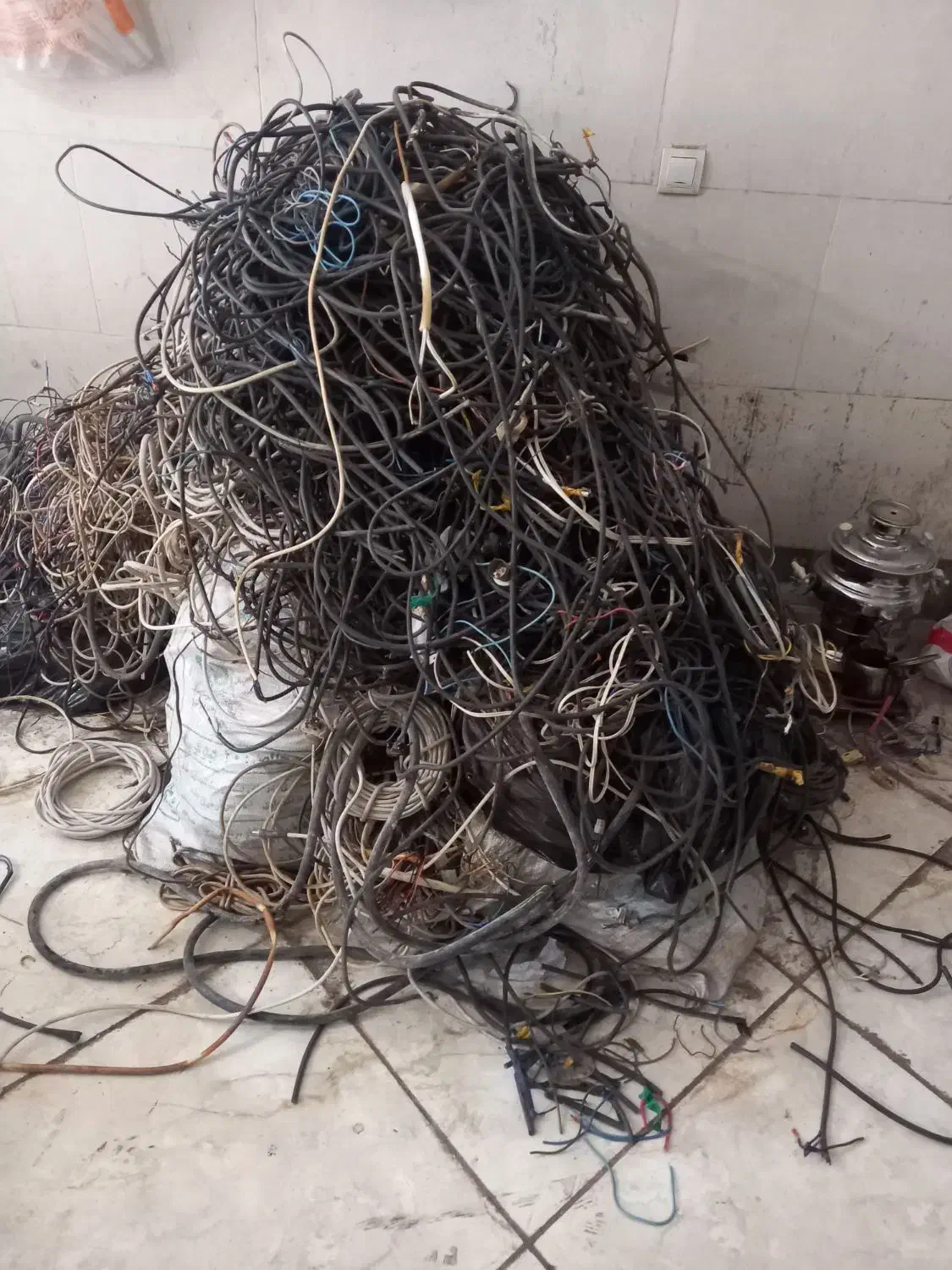 ضایعات مس آلمنیوم برنج..|عمده‌فروشی|شهریار, رزکان|دیوار