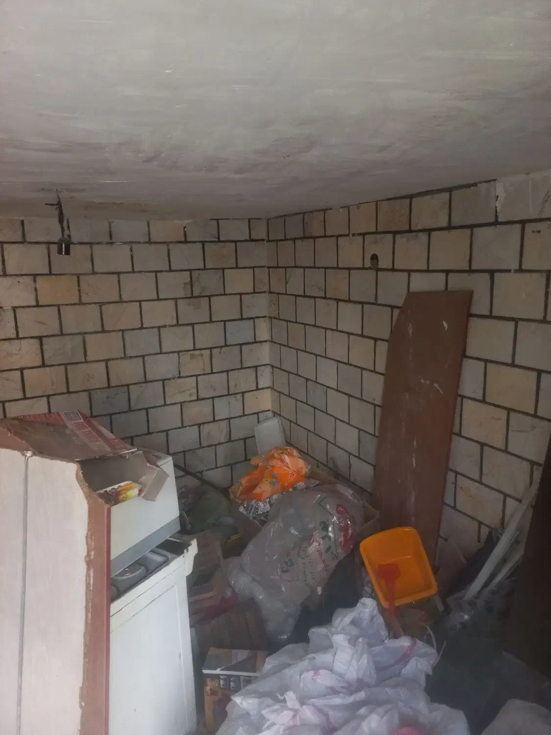 انباری در خیابان نادری|اجارهٔ مغازه و غرفه|قزوین, |دیوار