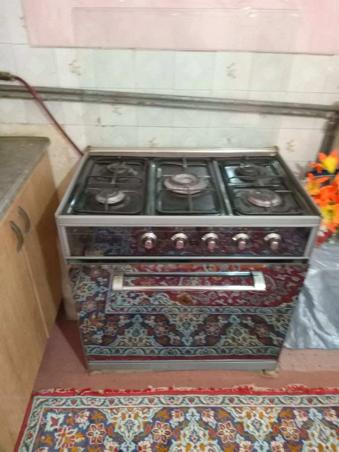 گاز طرح فر ۵ شلعه در حد نو سالم|اجاق گاز و لوازم برقی پخت‌وپز|سبزوار, هویزه|دیوار