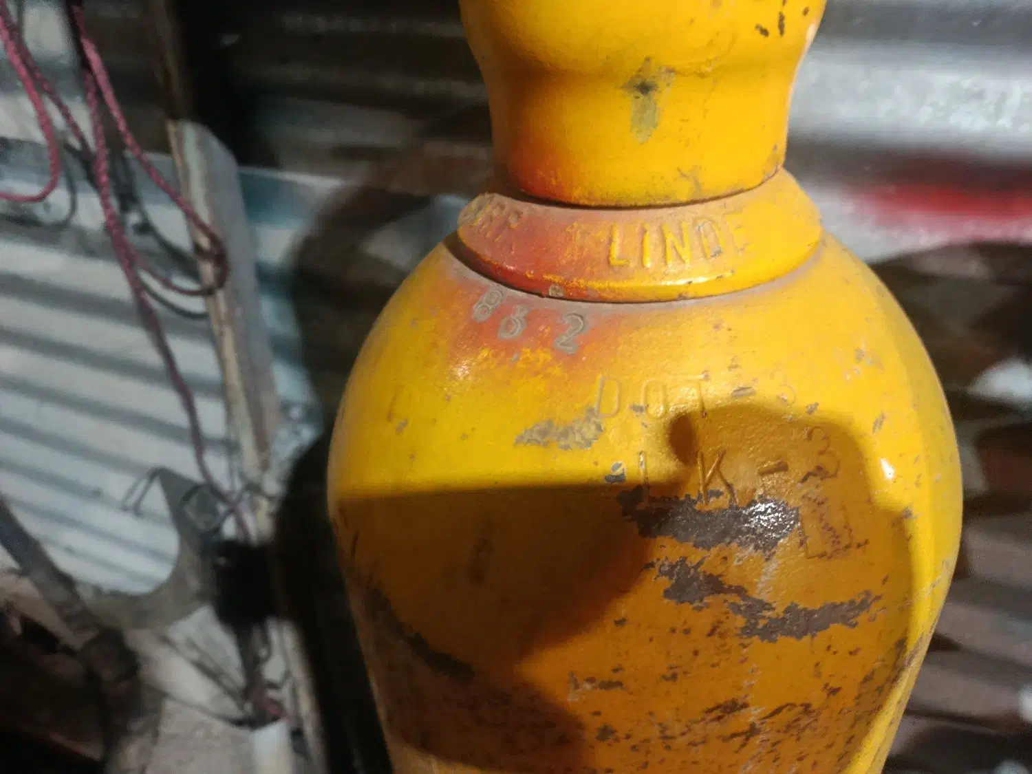 کپسول استیلن|ابزارآلات|آوج, |دیوار