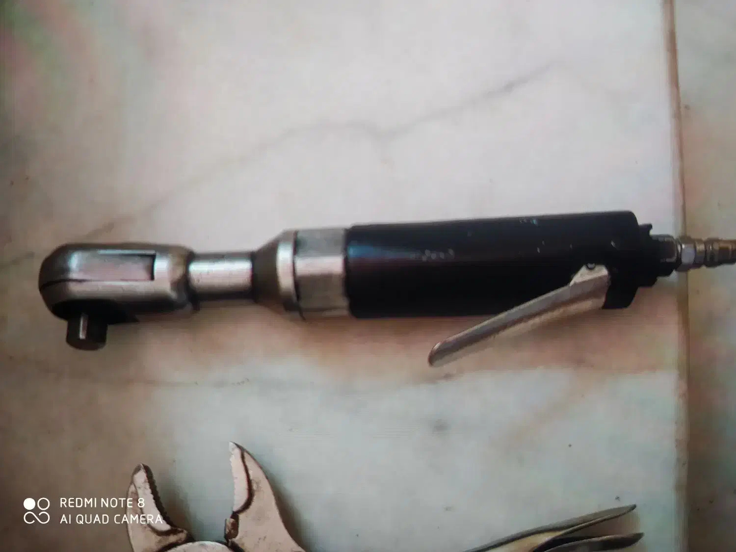 جغجغه بادی|ابزارآلات|تهران, خواجه نظام الملک|دیوار