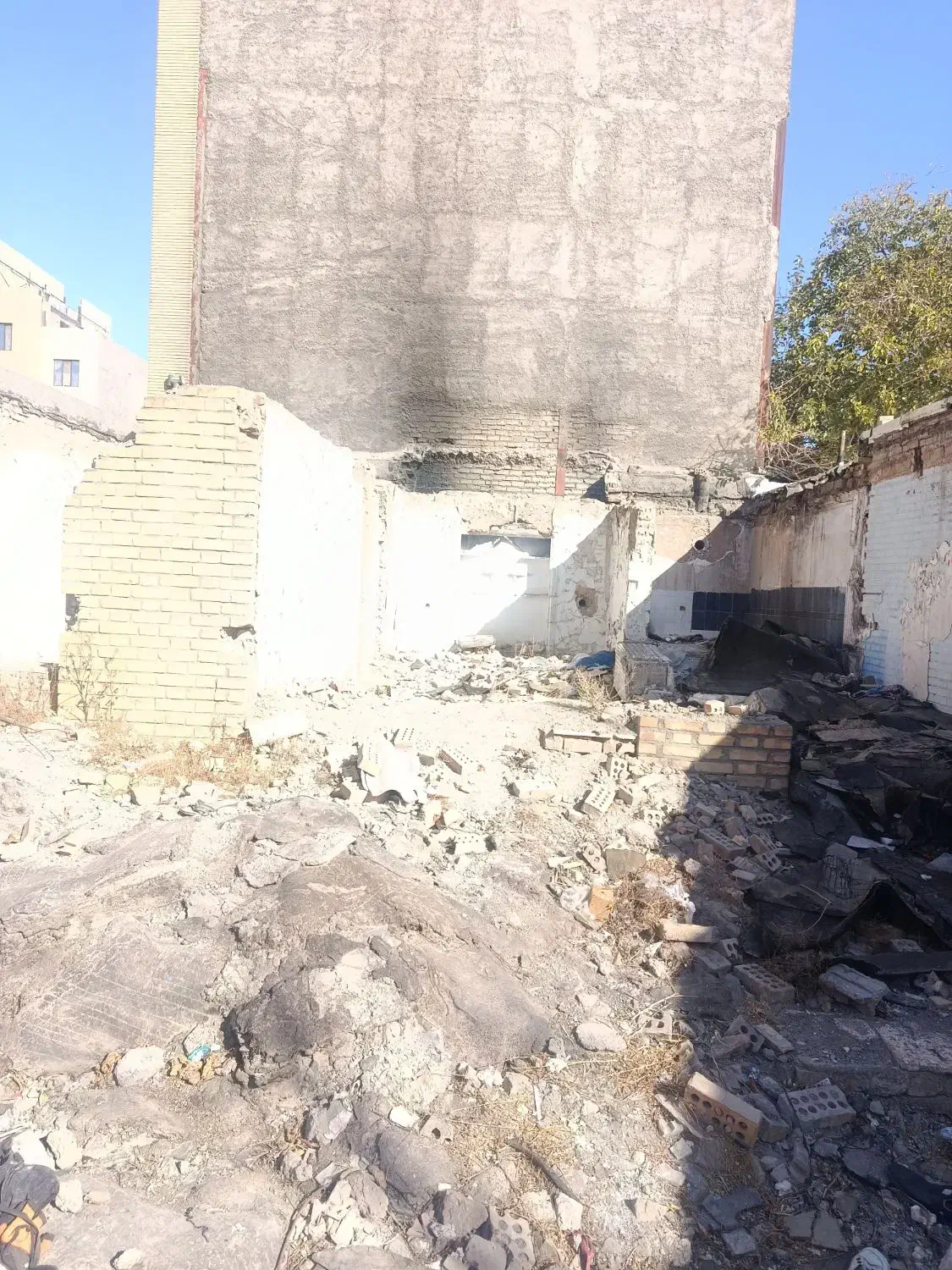 فروش هوایی طبقه همکف|فروش آپارتمان|مشهد, ایثارگران|دیوار