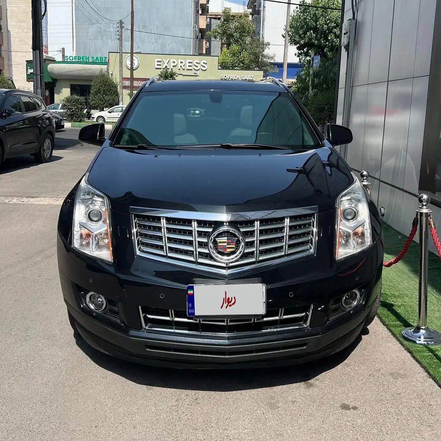 کادیلاک srx کلکسیونی|خودرو سواری و وانت|رشت, گلسار|دیوار