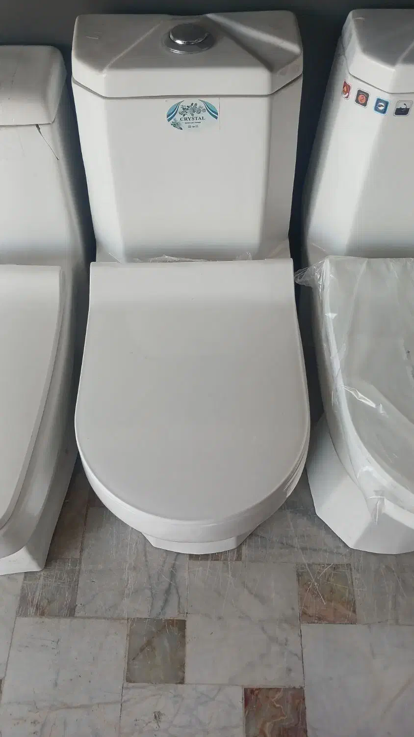 توالت فرنگی ۲تا ۸ماه|لوازم سرویس بهداشتی|یزد, |دیوار